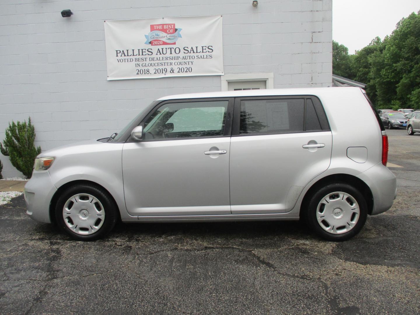 2009 SILVER Scion xB Wagon (JTLKE50E491) with an 2.4L L4 DOHC 16V engine, located at 540a Delsea Drive, Sewell, NJ, 08080, (856) 589-6888, 39.752560, -75.111206 - Photo#2